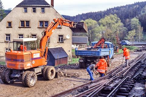 Aufbau des Gleisplanes im Bahnhof Schmalzgrube.
