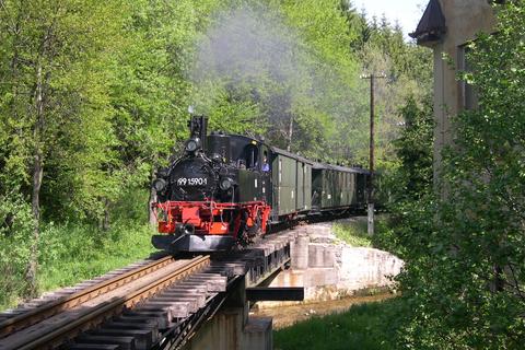 Einfahrt in den Bahnhof Schlössel.