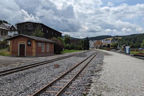 Bahnhof Oberschmiedeberg.