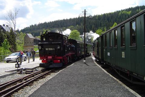 Zugkreuzung in Schmalzgrube.