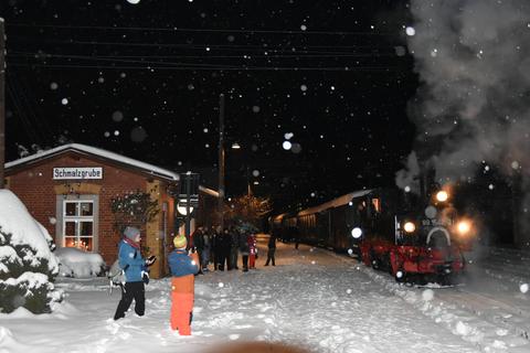 Schneefall in Schmalzgrube.