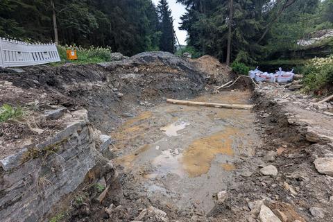 Am 3. Juli erfolgte die Freigabe der Baugrube auf der Wolkensteiner Seite durch den Baugrundgutachter.