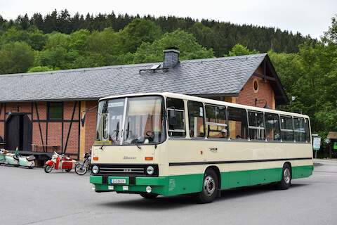 Auch ein Ikarus 66 kam beim 14. Jöhstädter Oldtimerfest zu Einsatzehren.